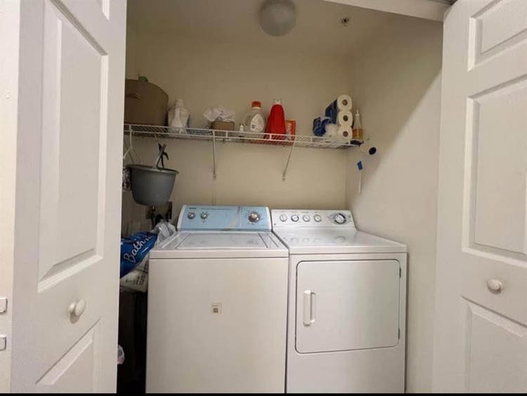 Town house in North Naples