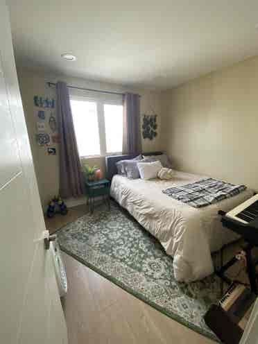 3 bedroom townhouse by Melrose Hill
