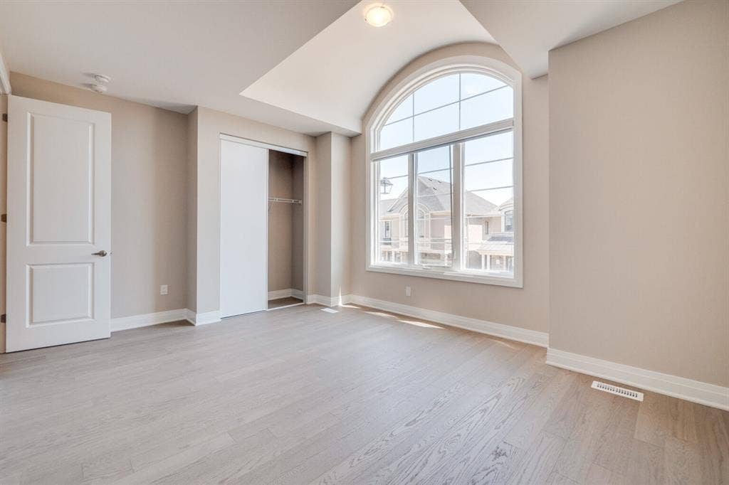 Executive Home Milton