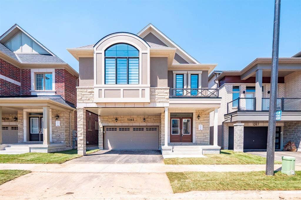 Executive Home Milton
