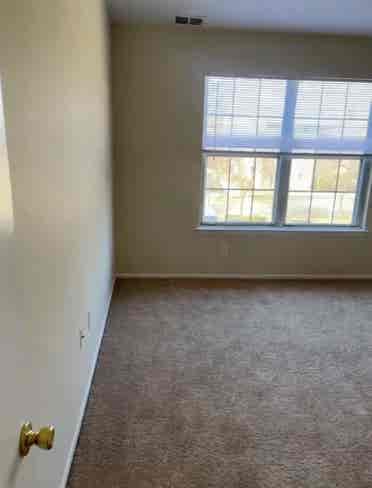 BATH ( 1RM AVAILABLE)