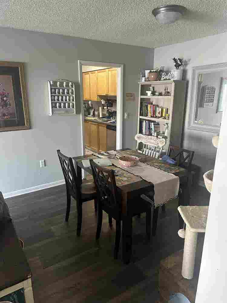 Unfurnished room with own bathroom