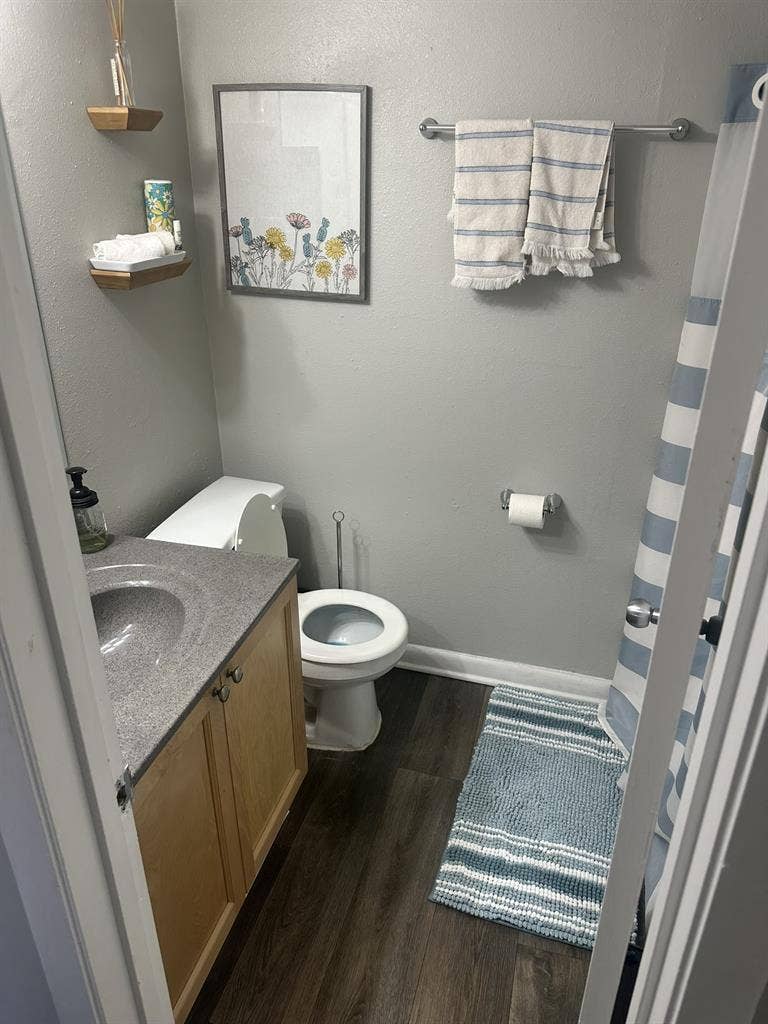 Unfurnished room with own bathroom