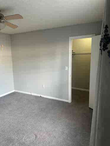 Unfurnished room with own bathroom