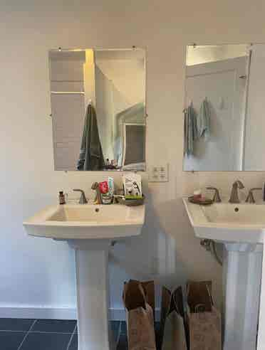 Private room+bath in East Nashville