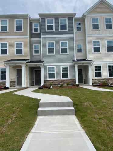 3 BR in Raleigh
