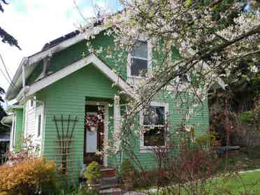 Room for rent QUIET, SAFE location