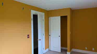Room for rent QUIET, SAFE location