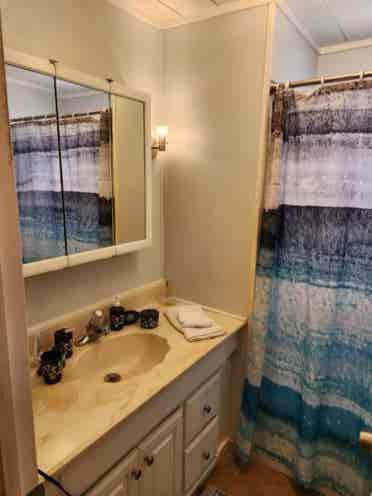 Mobile home for rent early October