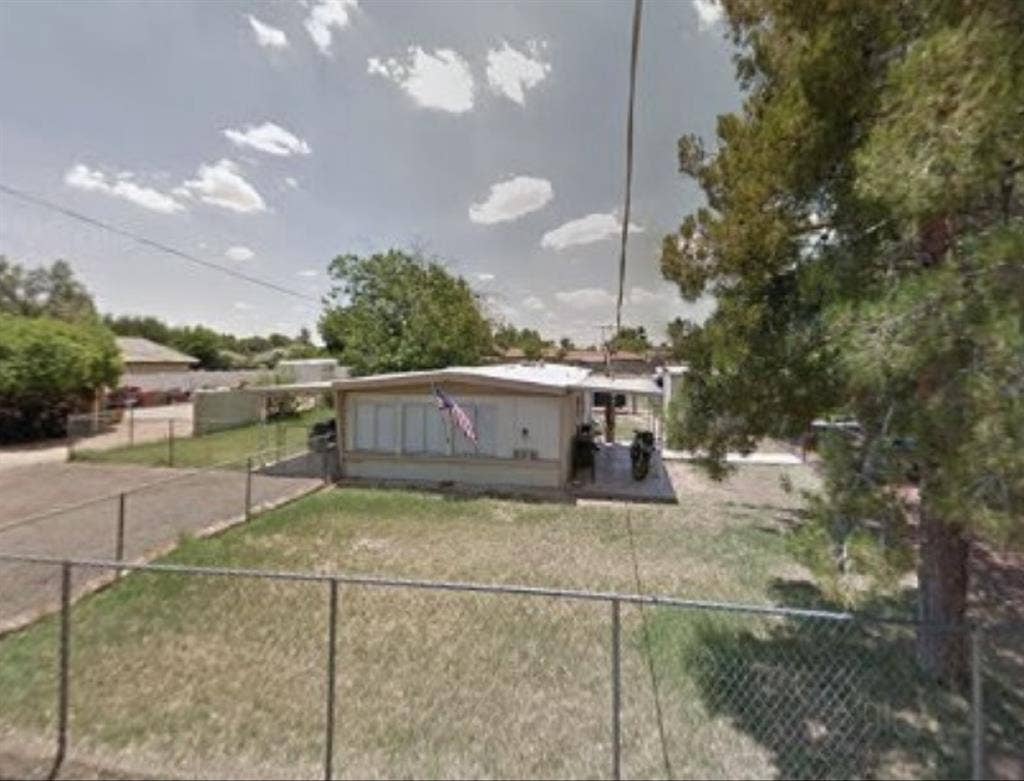 Mobile home for rent early October