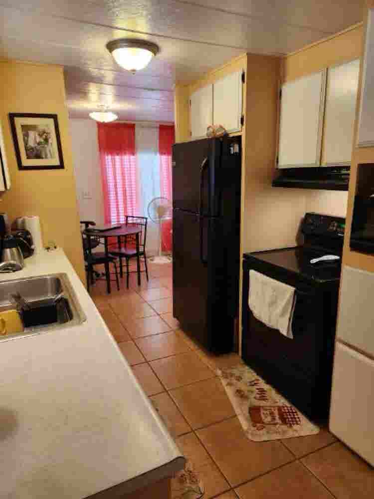 Mobile home for rent early October