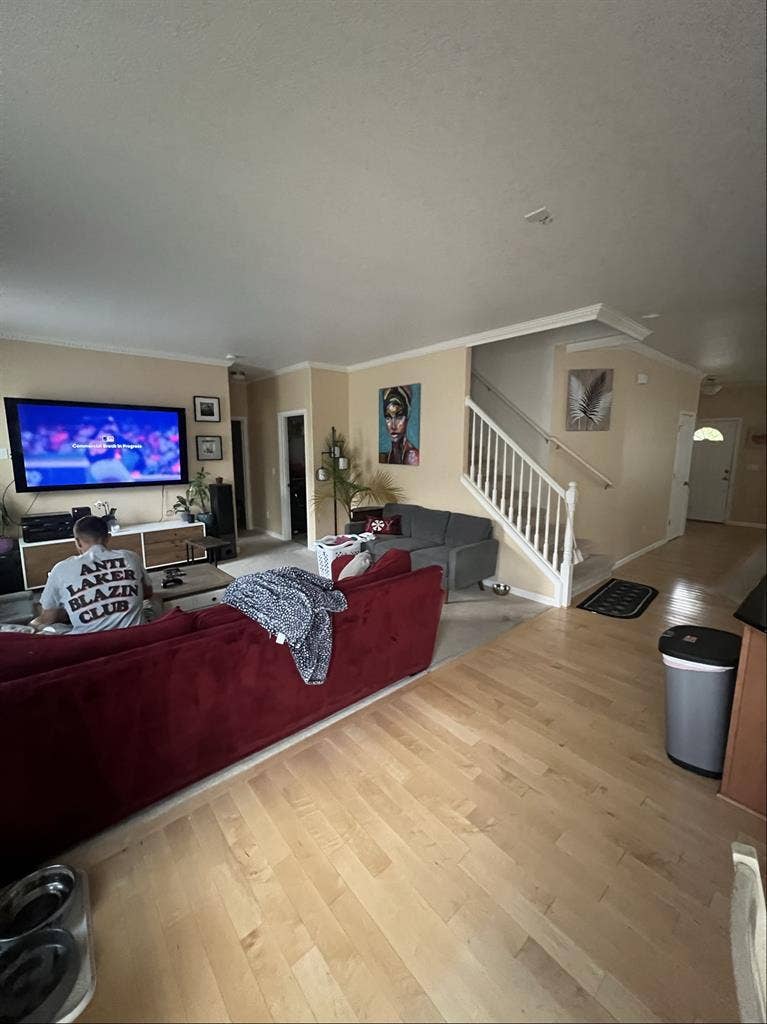 Quiet room in East Hillsboro