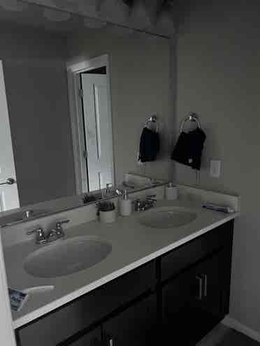3 BHK for Rent in Thornton