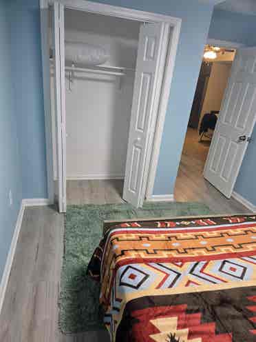 Room with Pivate Bath Arlington