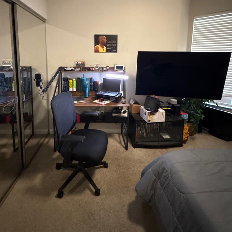 Modern Condo in Brookhaven