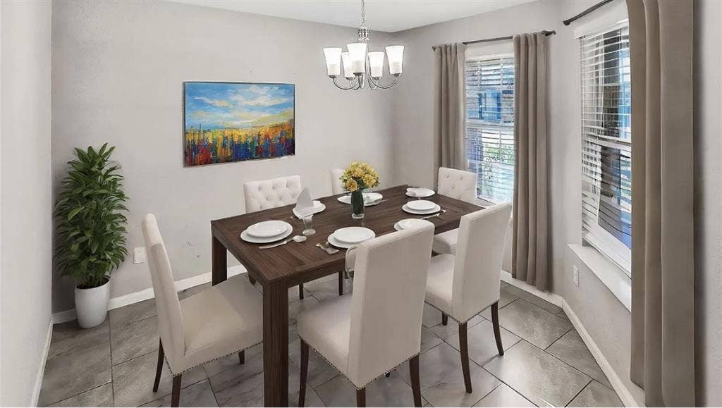 Roommates Needed!