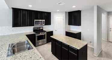 Roommates Needed!