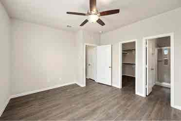 Roommates Needed!