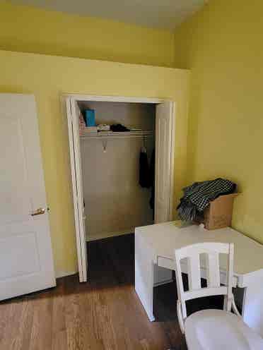 NEW:1 Room, Pool, Gated Community