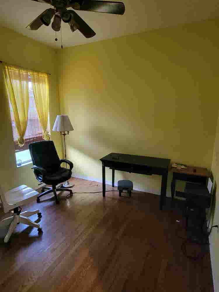 NEW:1 Room, Pool, Gated Community