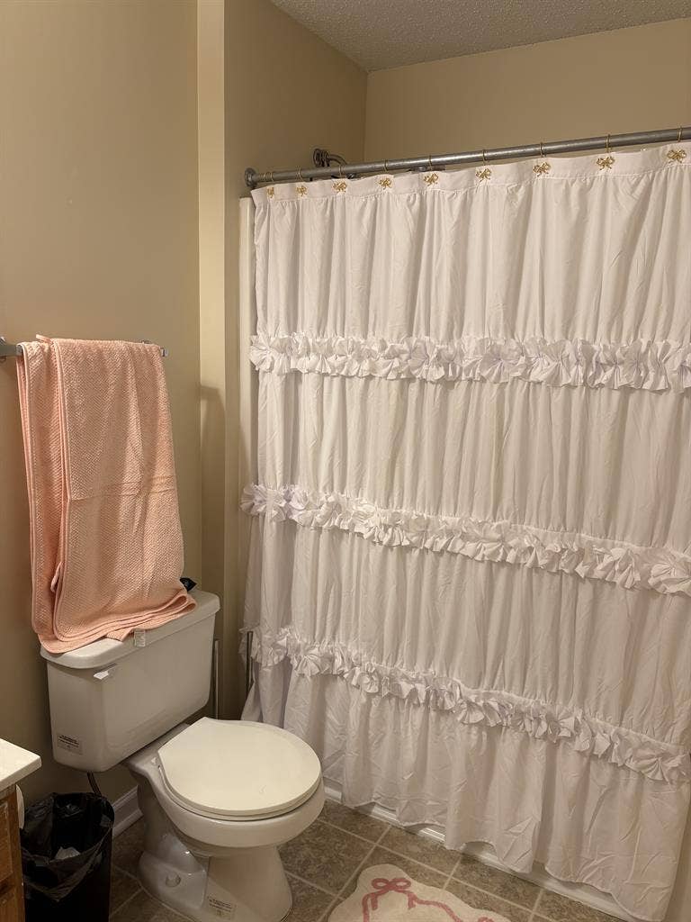 Sublease: Mountaineer village