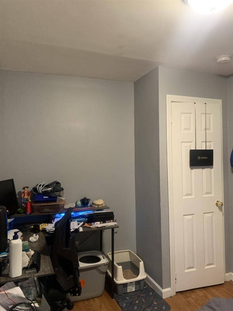 Private Bedroom, Shared Bathroom