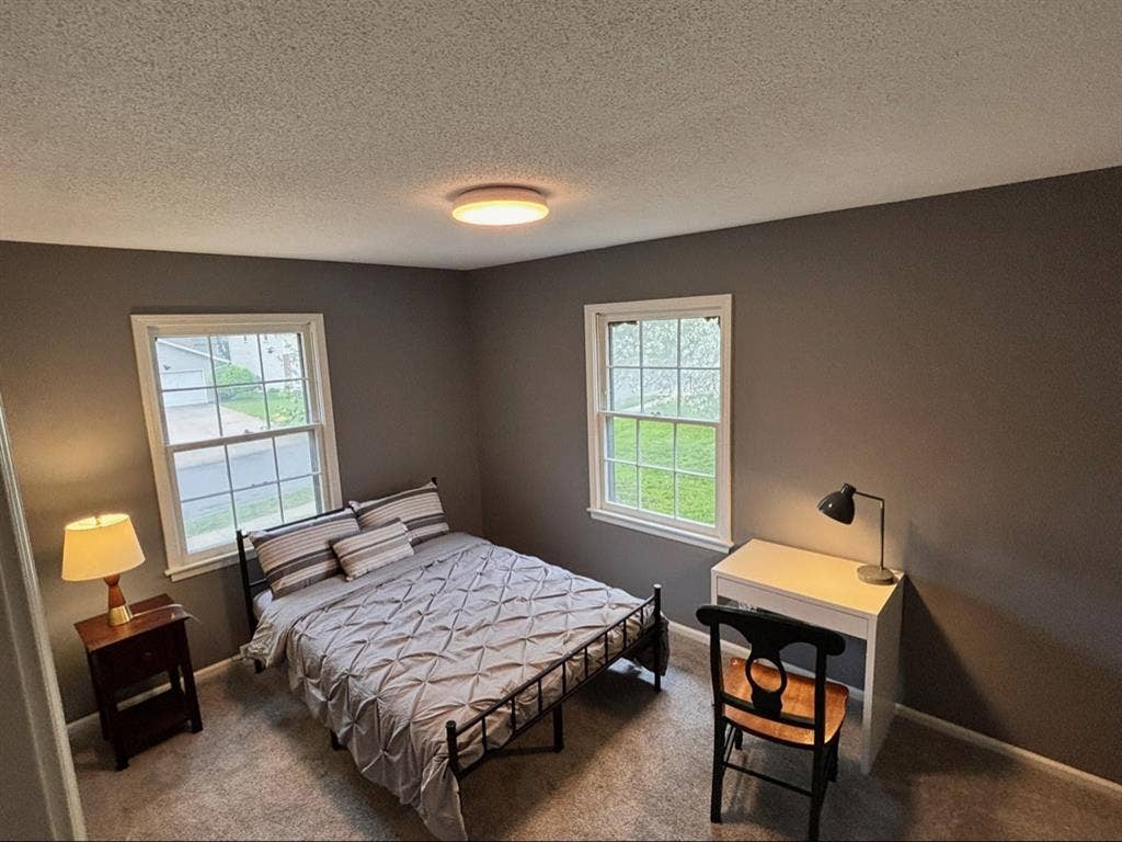 Quite room