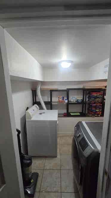 ROOMMIE ARRANGEMENT - COLOCATION