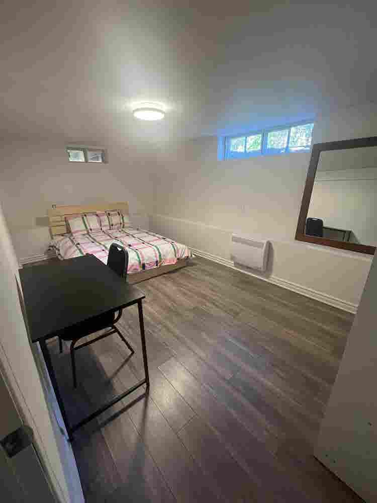 ROOMMIE ARRANGEMENT - COLOCATION