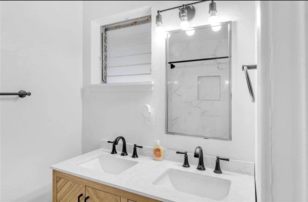 Affordable All-Bills Included Room