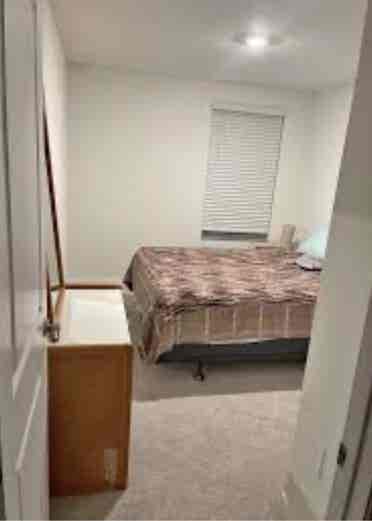 Private Room and bath for rent