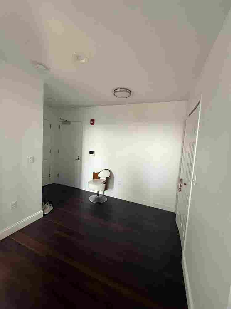 1 spacious room available