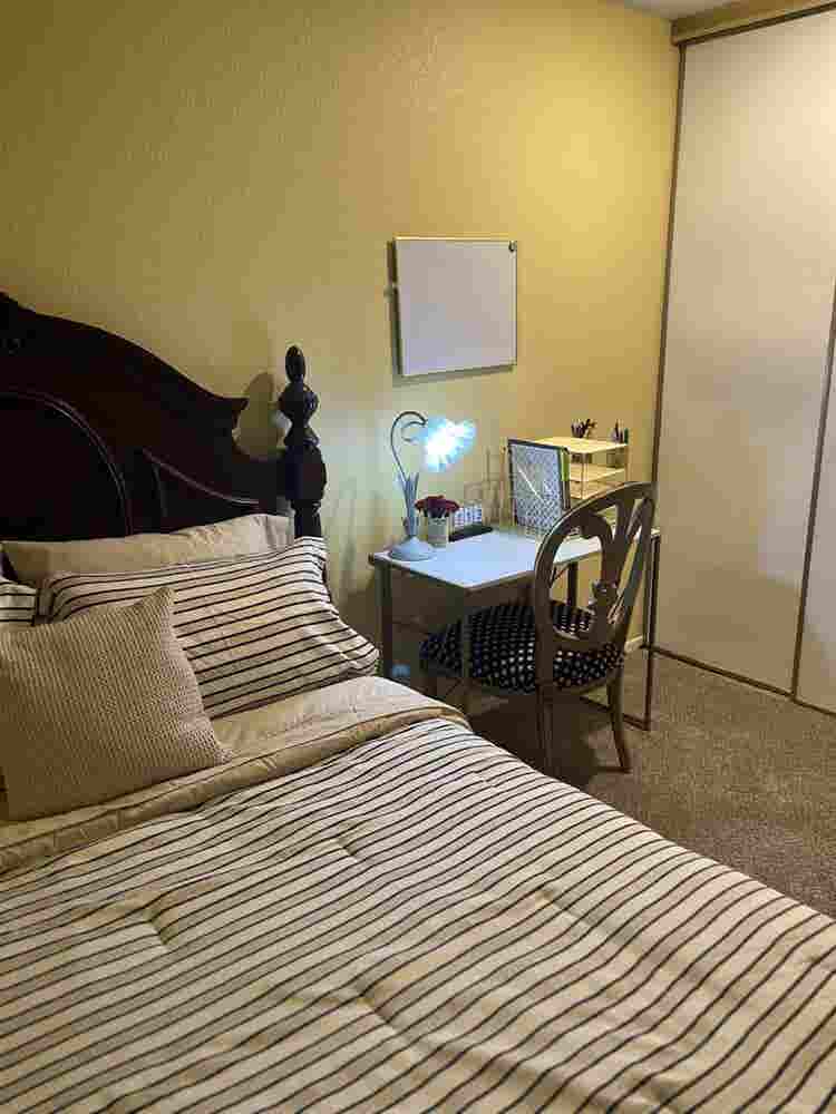 COZY ROOM FOR RENT