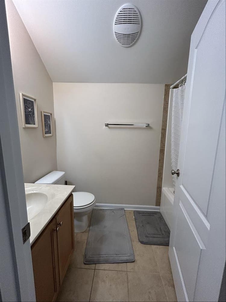 Room for rent!!