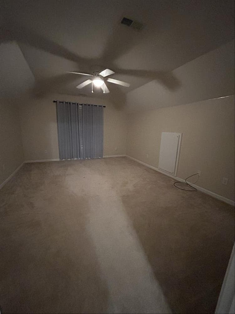 Room for rent!!