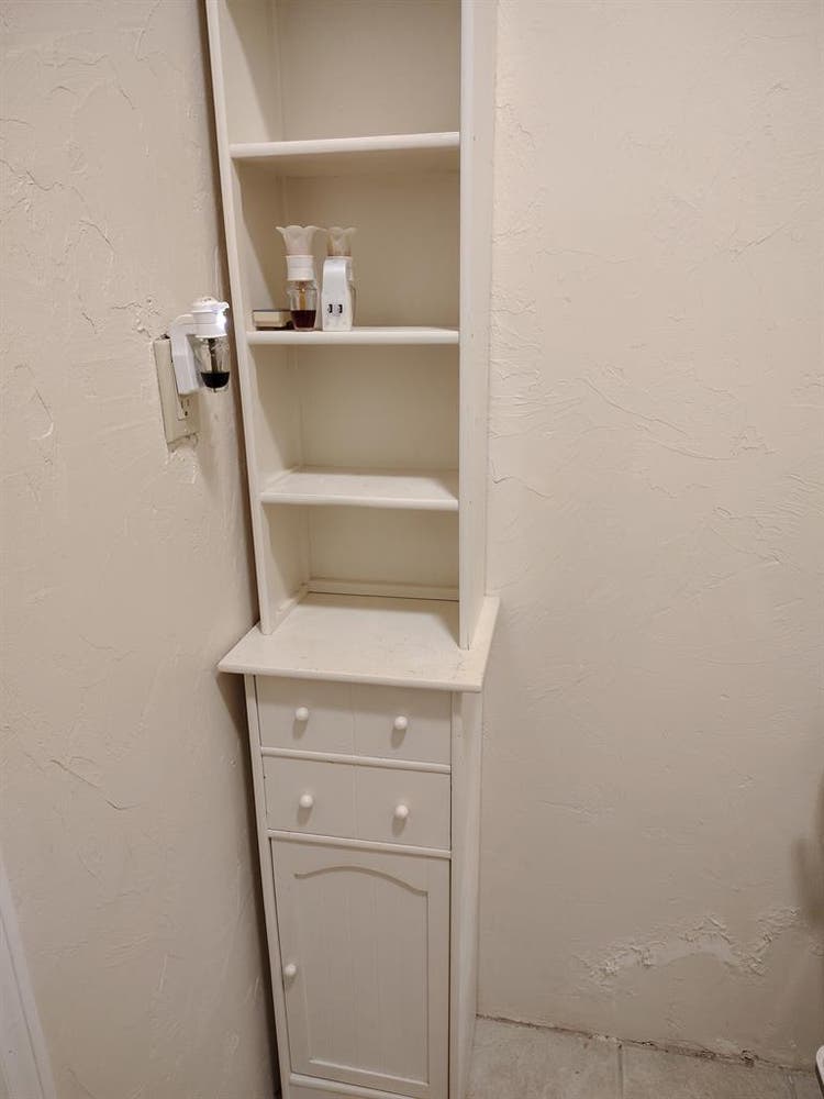 Available 1 bd w ba pet friendly