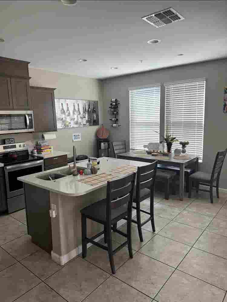 Rooms for rentt