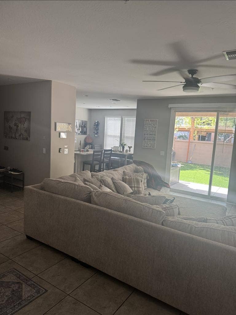 Rooms for rent w/Utlities