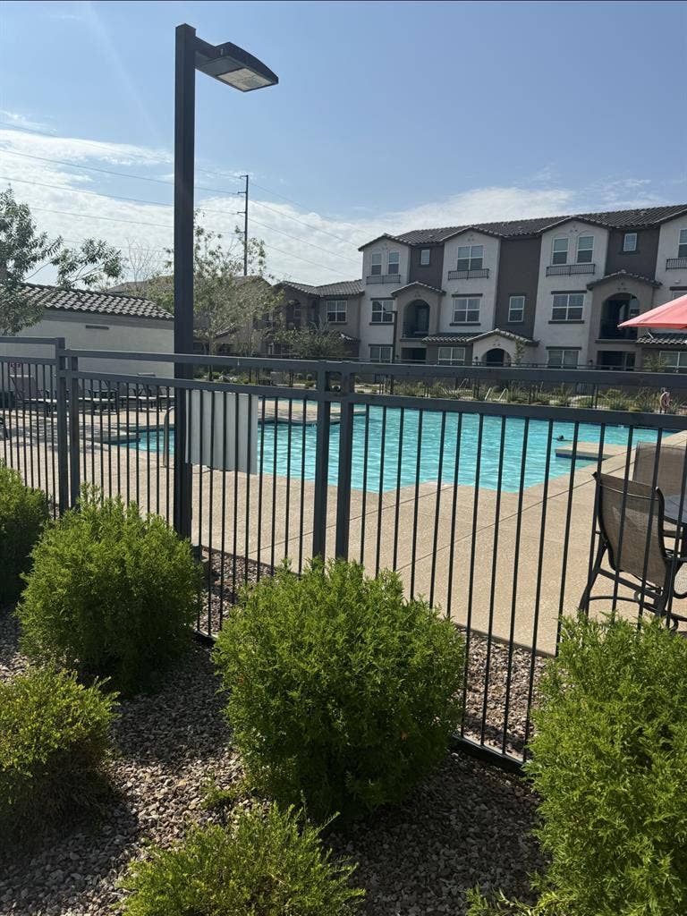 Rooms for rent w/Utlities