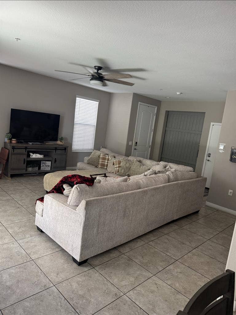 Rooms for rent w/Utlities
