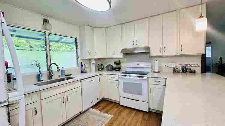 1 month sublet . $