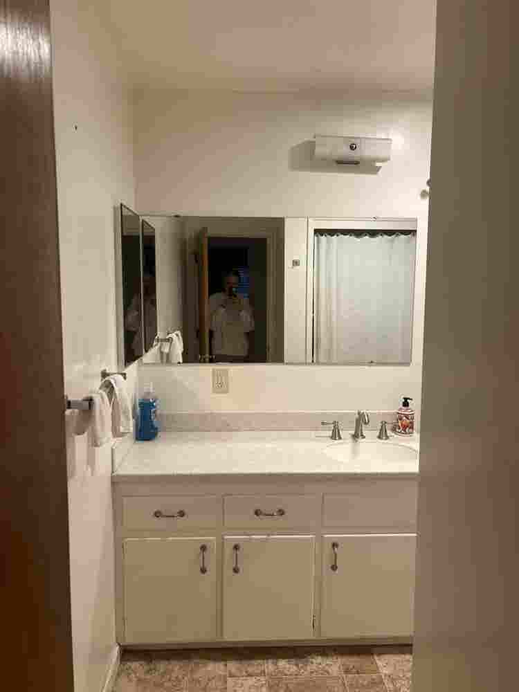 Roomie wanted!!!