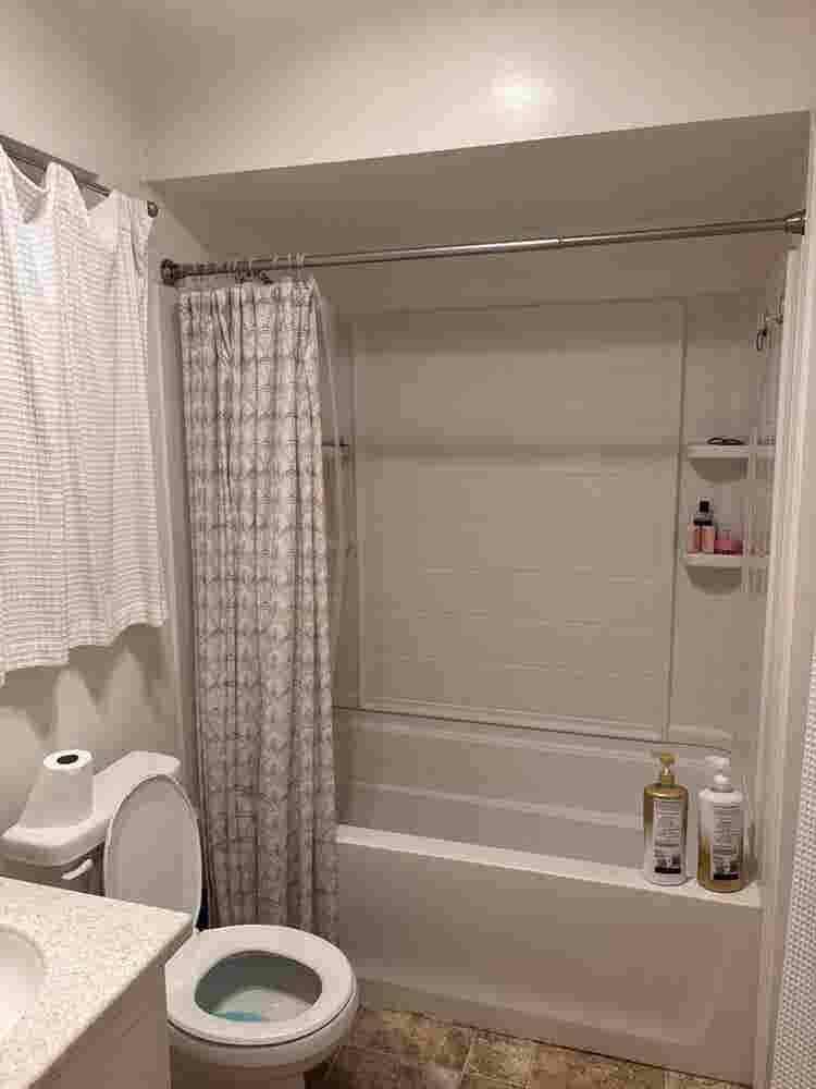 Roomie wanted!!!