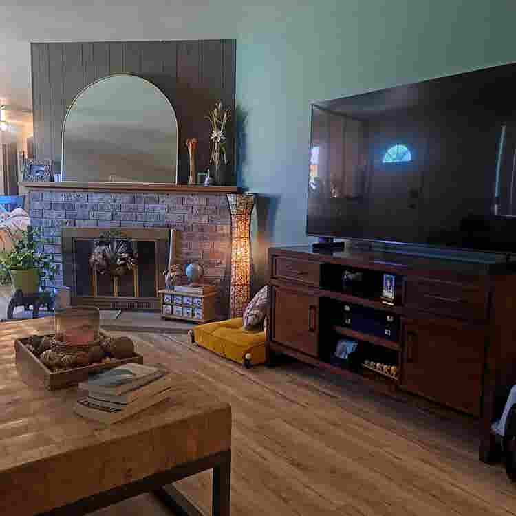 ROOM FOR RENT IN HUMBLE HOME