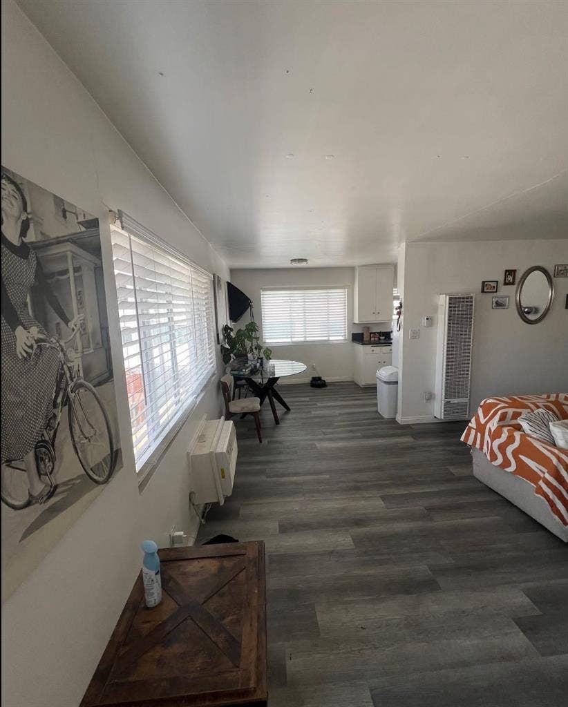 2 bedroom, One Bath