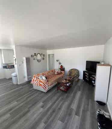 2 bedroom, One Bath