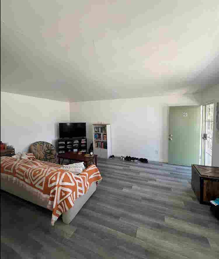 2 bedroom, One Bath