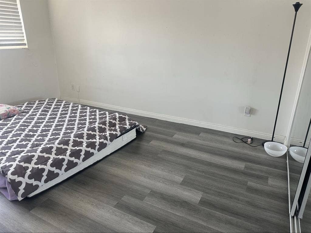 2 bedroom, One Bath