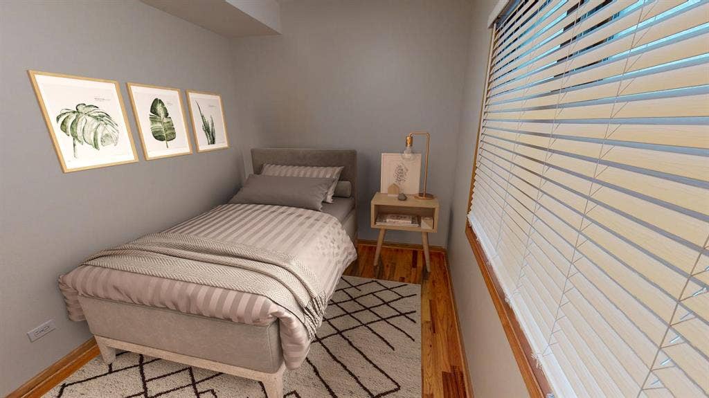 1 BR in Chicago