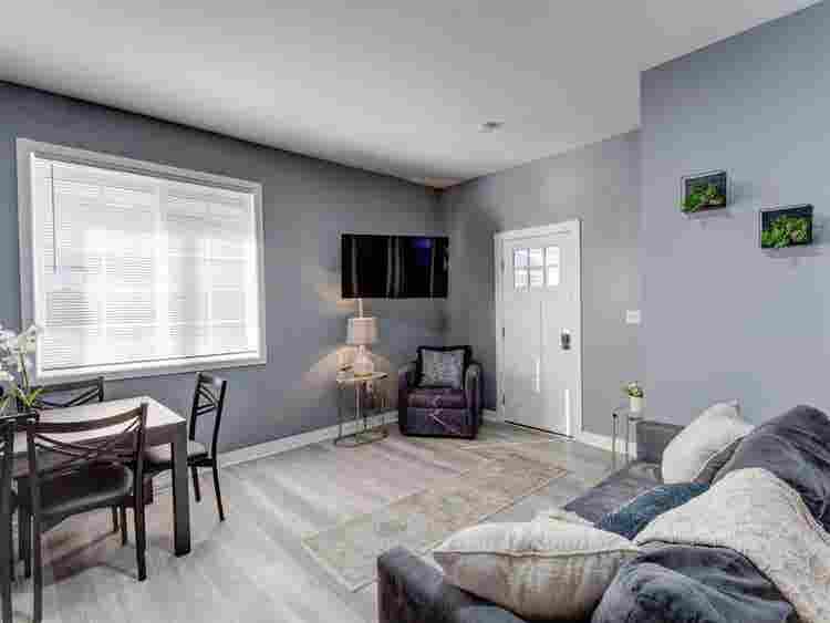 6 BR in Indianapolis